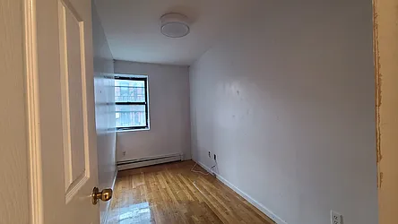 Rented by Matthew Gros-Werter, LREB 