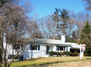 3300 Potterton Dr, Falls Church, VA 22044