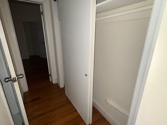 5th image of 300 W 49th St APT 501
