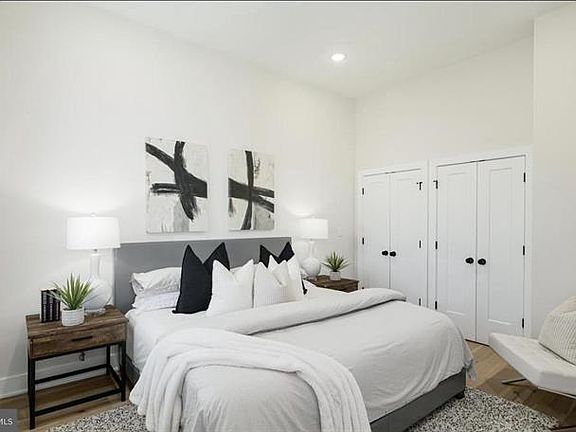 5th image of 1723 Francis St #2A