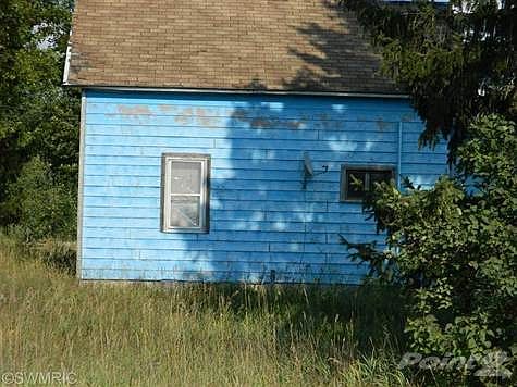 3rd image of 9195 E Clock Rd