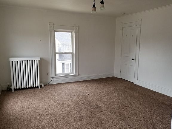 2nd image of 435 E Centerway APT 2