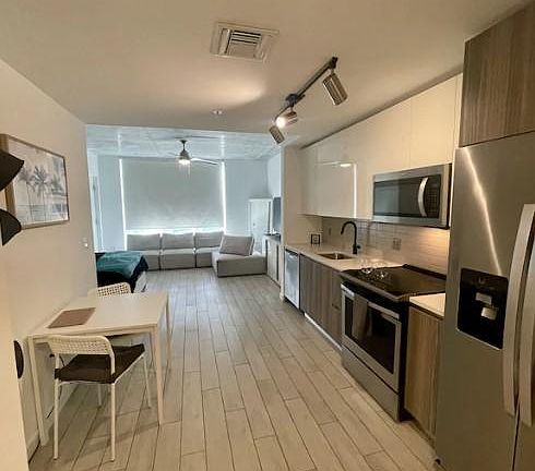 2nd image of 130 NE 27th St #518