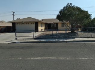 2081 Diamond Ave, Barstow, CA 92311