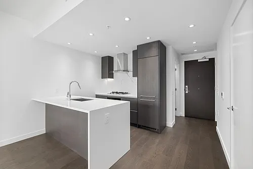 5168 Cambie St #412 Photo 1 5168 Cambie St #412 Photo 1