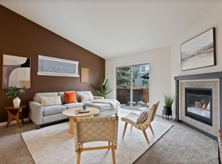 3204 NE Spring Creek Pl, Bend, OR 97701