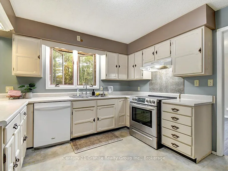 4 Maxwell Settlement Rd #1 — Photo 13