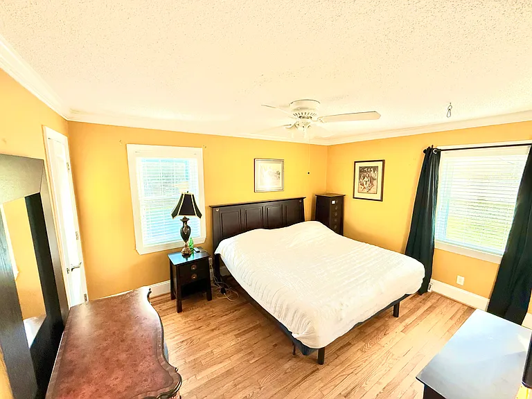 4109 Weddington Rd — Photo 5