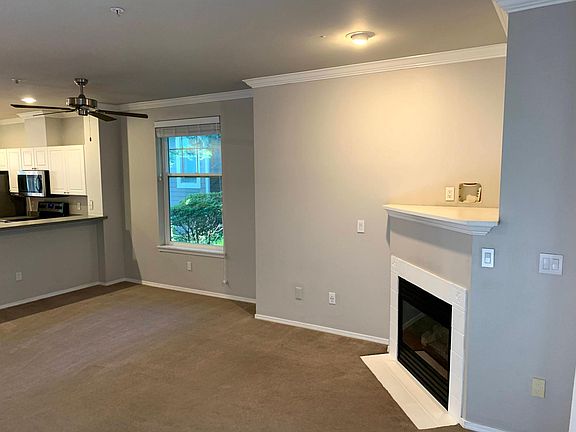 Living room with gas-fireplace.