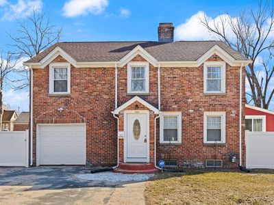 909 Roosevelt Ave, Springfield, MA, 01109