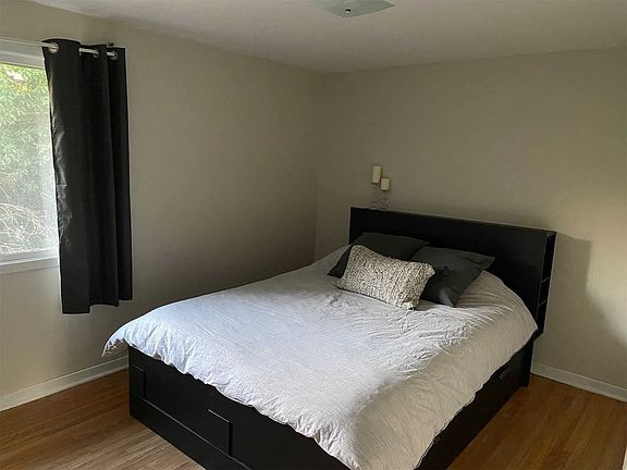 2nd image of 1199 Willowbrook Dr