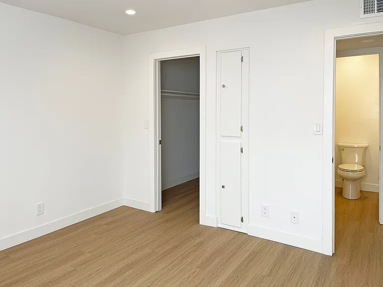 800 Orange Grove Avenue — Photo 13