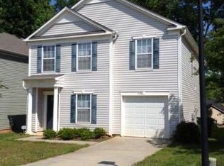 7046 Sycamore Grove Ct, Charlotte, NC 28227