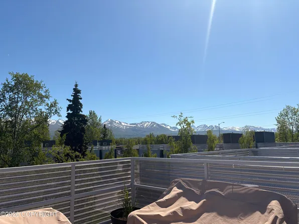 5201 E Northern Lights Blvd APT 5W, Anchorage, AK 99508