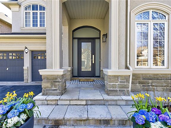 2nd image of 202 Innville Cres