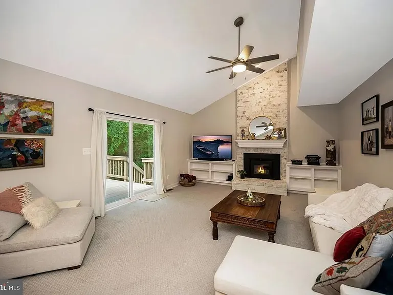 2 English Hills Dr — Photo 20