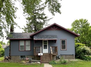 845 12th St, Windom, MN 56101