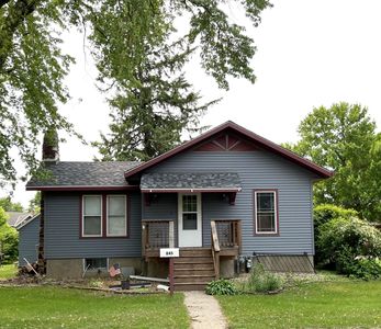 845 12th St, Windom, MN, 56101