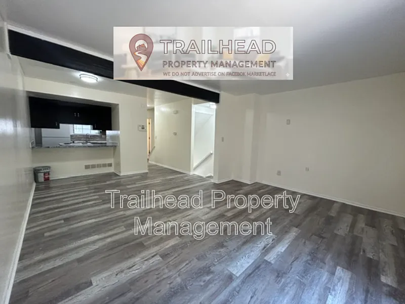 2 bed, 1.5 bath, 1050 sqft, $1,399 — Photo 3