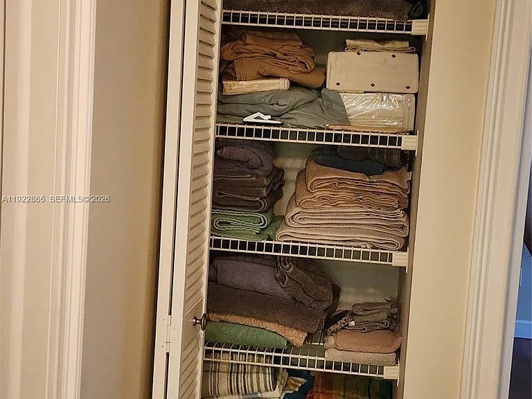 9978 N Belfort Cir #206 — Photo 29
