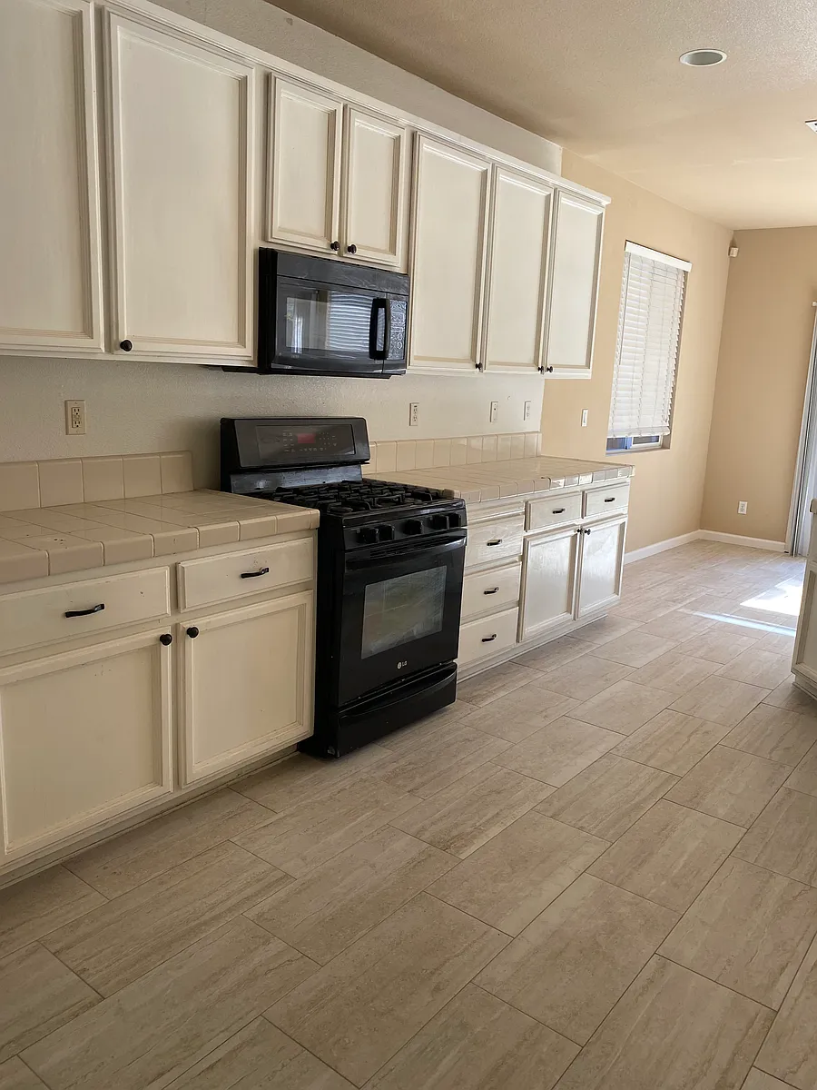 Building Photo - 2946 Frigate Bird Dr