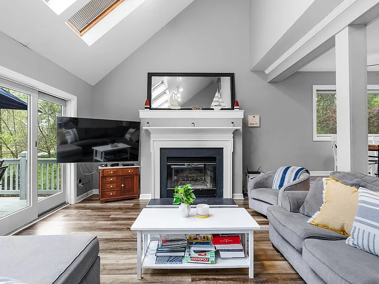 143 Persimmon Ln — Photo 26