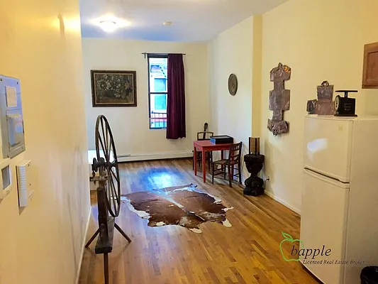 Rented by Bapple | media 17