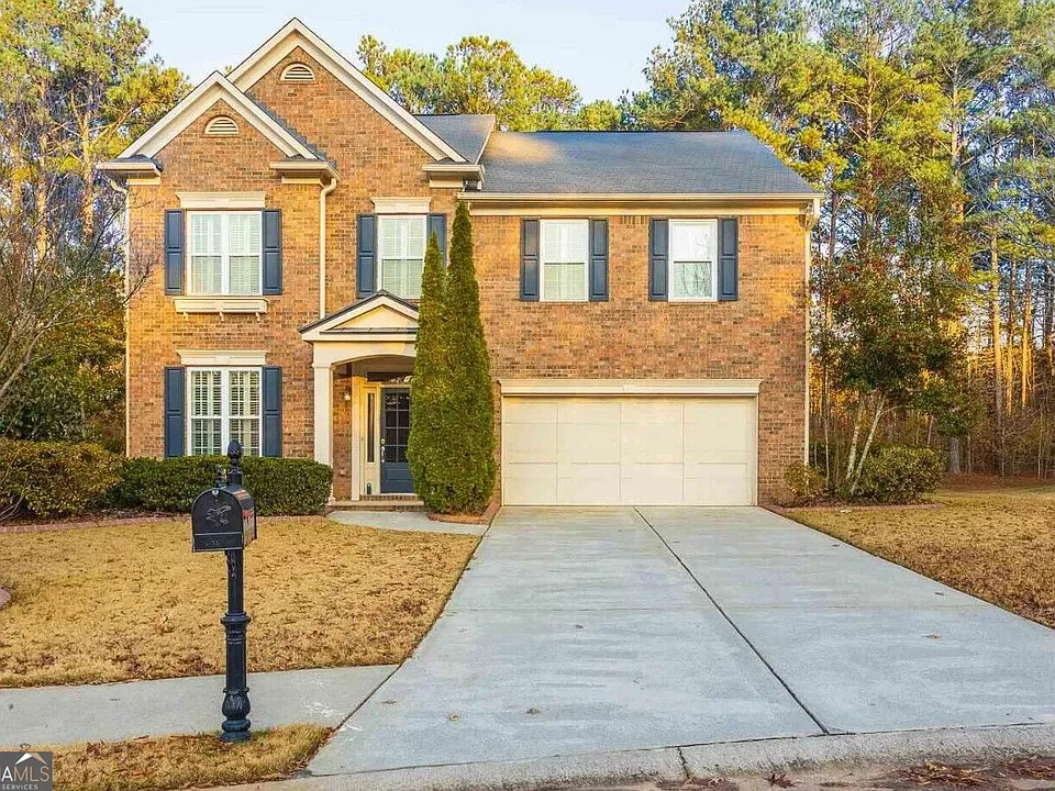 345 Revolution Dr