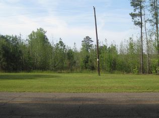 26 Warrenton Embro Rd #1, Macon, NC 27551