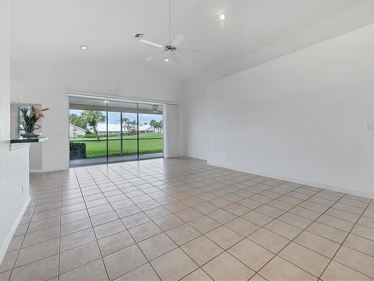 1580 Jasper Ct — Photo 11