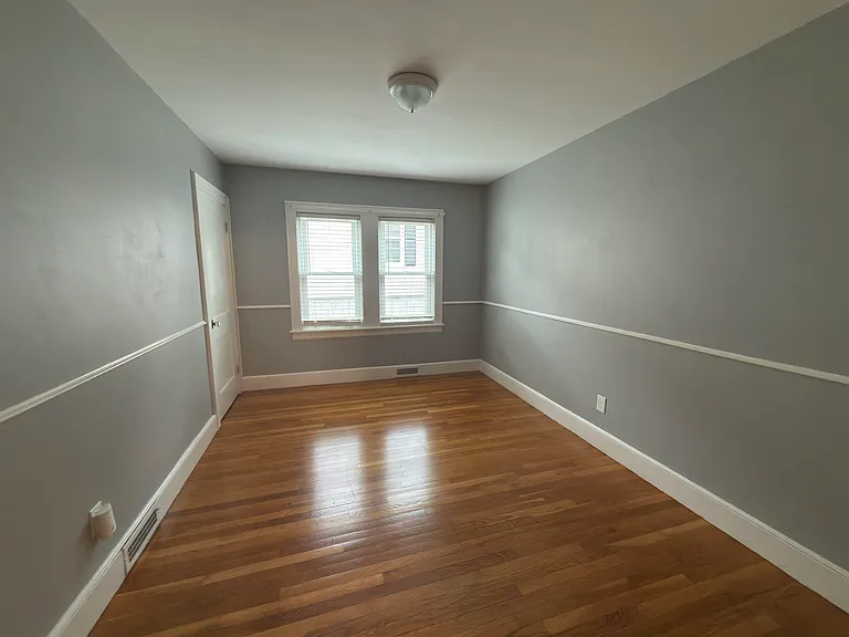 573 Spruce St — Photo 21
