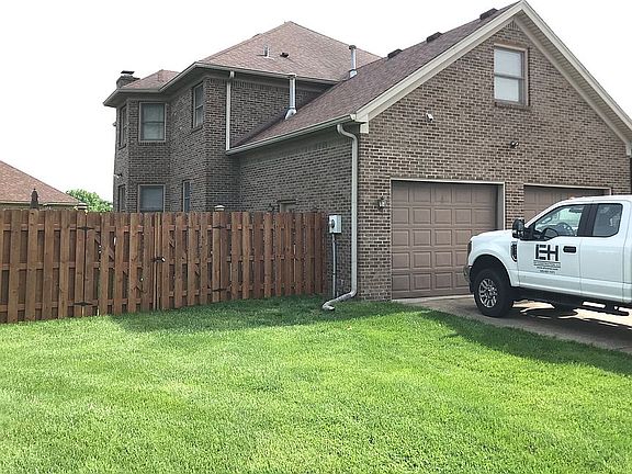 3rd image of 4803 Red Dawn Dr