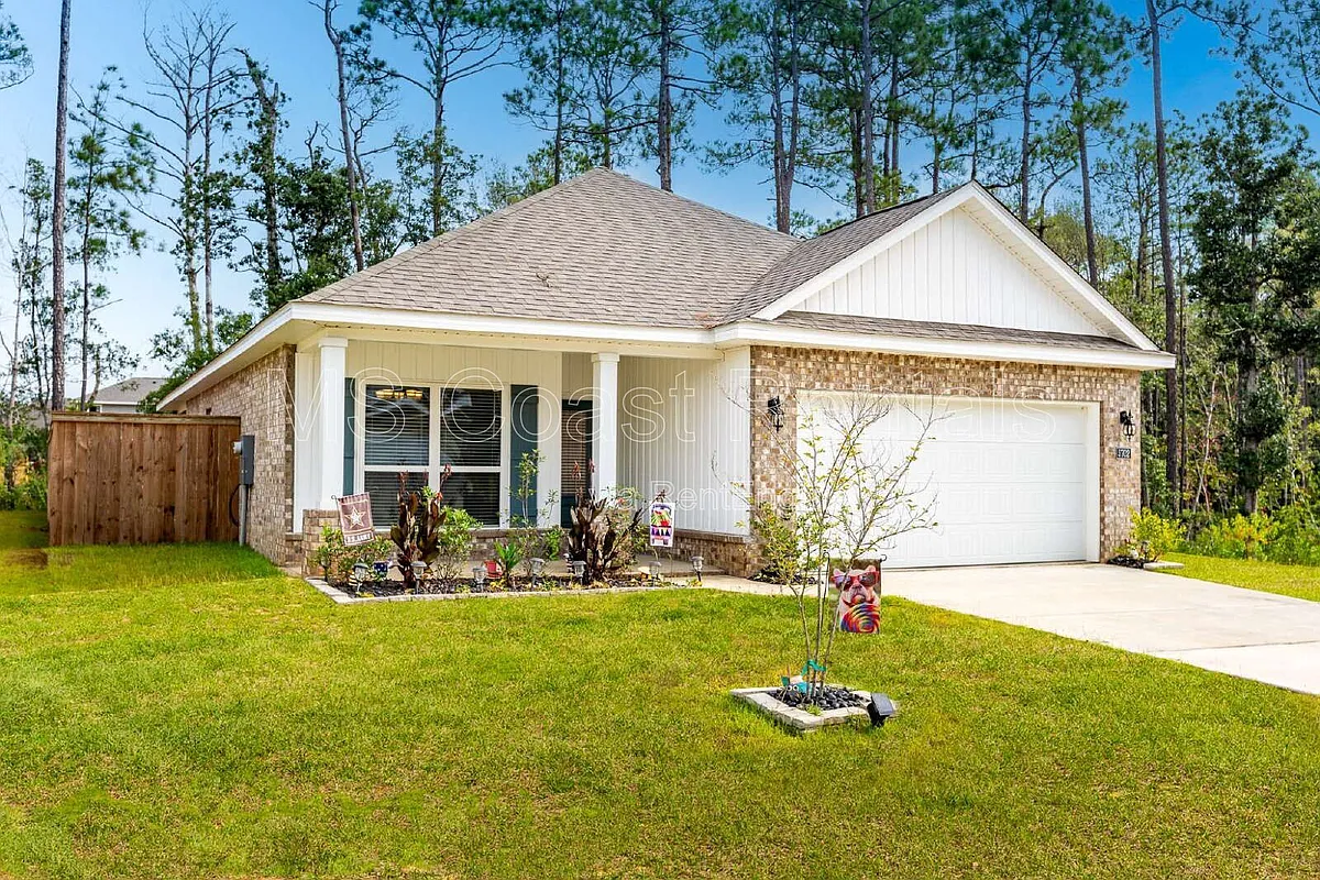 Building Photo - 5702 Overland Dr