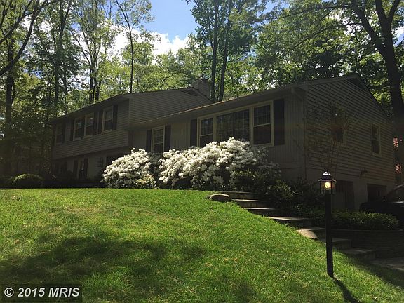 2nd image of 310 Saint Ives Dr