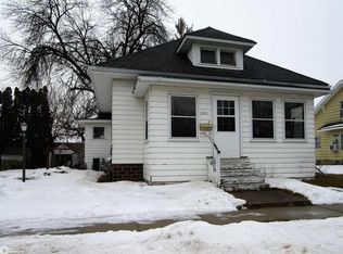 1610 Washington St, Eldora, IA 50627