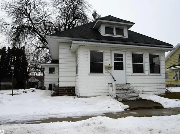 1610 Washington St, Eldora, IA 50627