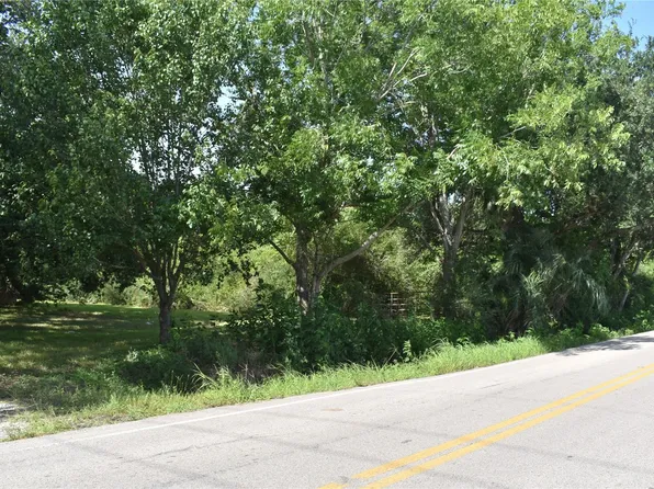 3511 Old Massey Ranch Rd, Manvel, TX 77578