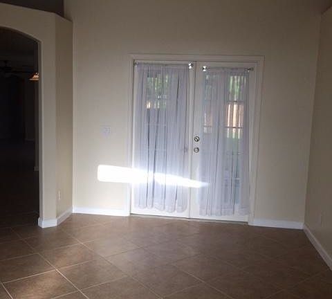 3rd image of 2349 SW Pamona St