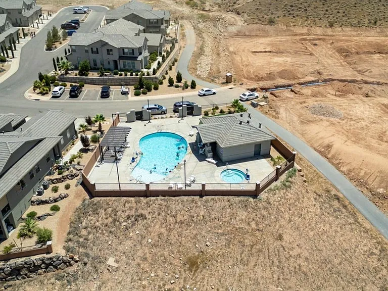 3657 S Sochi Ln — Photo 31