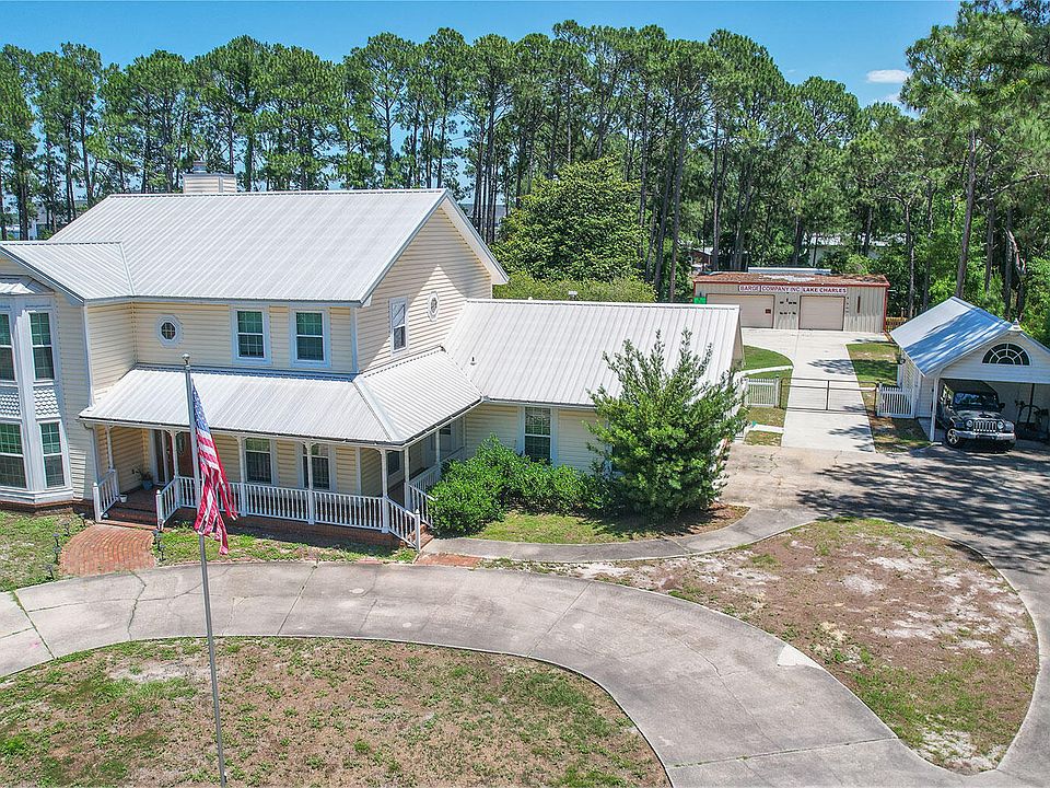 1st image of 138 Laird Cir