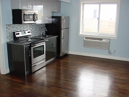 Rented by ABCO Commercial Properties, LLC | media 30