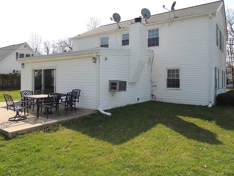 2811 Birdseye Ln — Photo 29