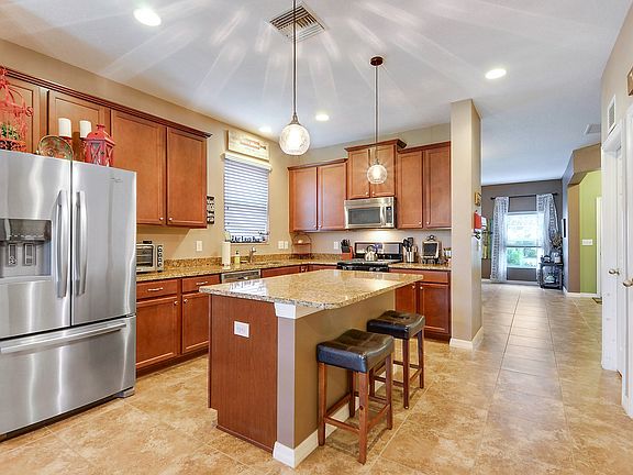 Center Island with Seating