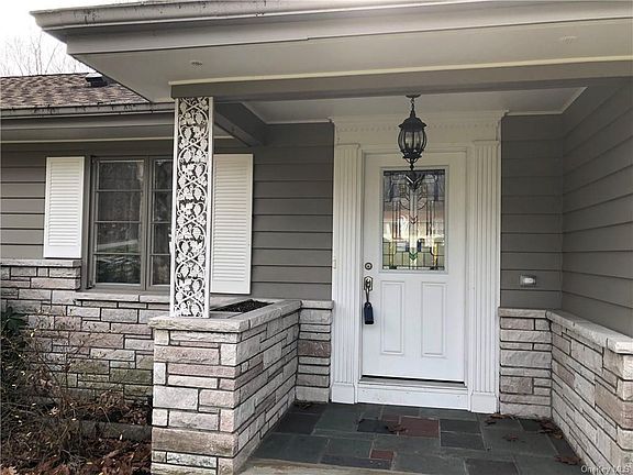 5th image of 150 Dogwood Ln