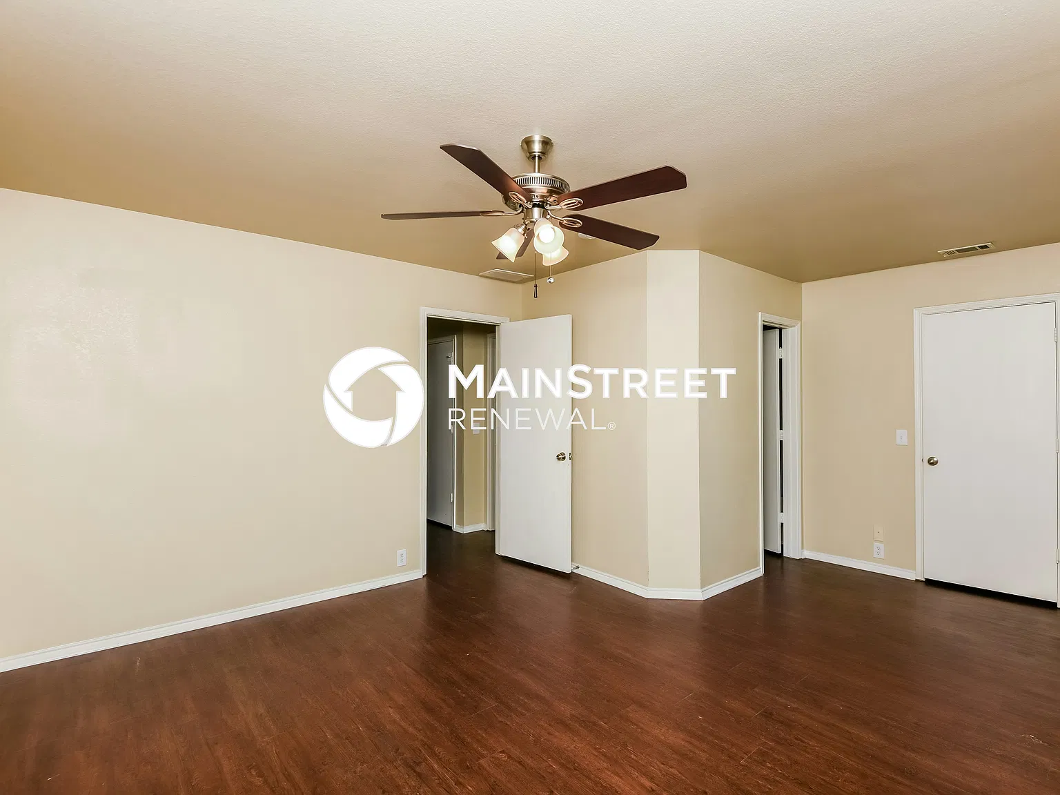 10608 Astor Dr — Photo 3
