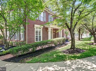 555 Longhorn Cres, Rockville, MD 20850