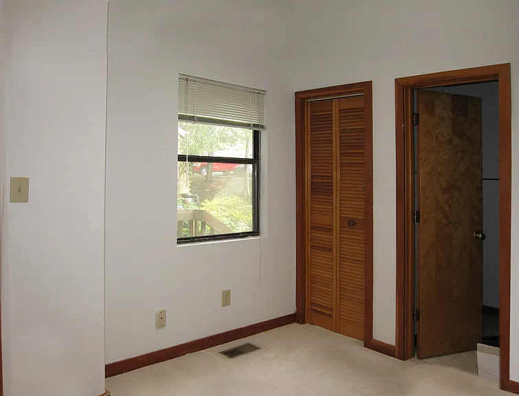 206 Cedarwood Ln — Photo 6