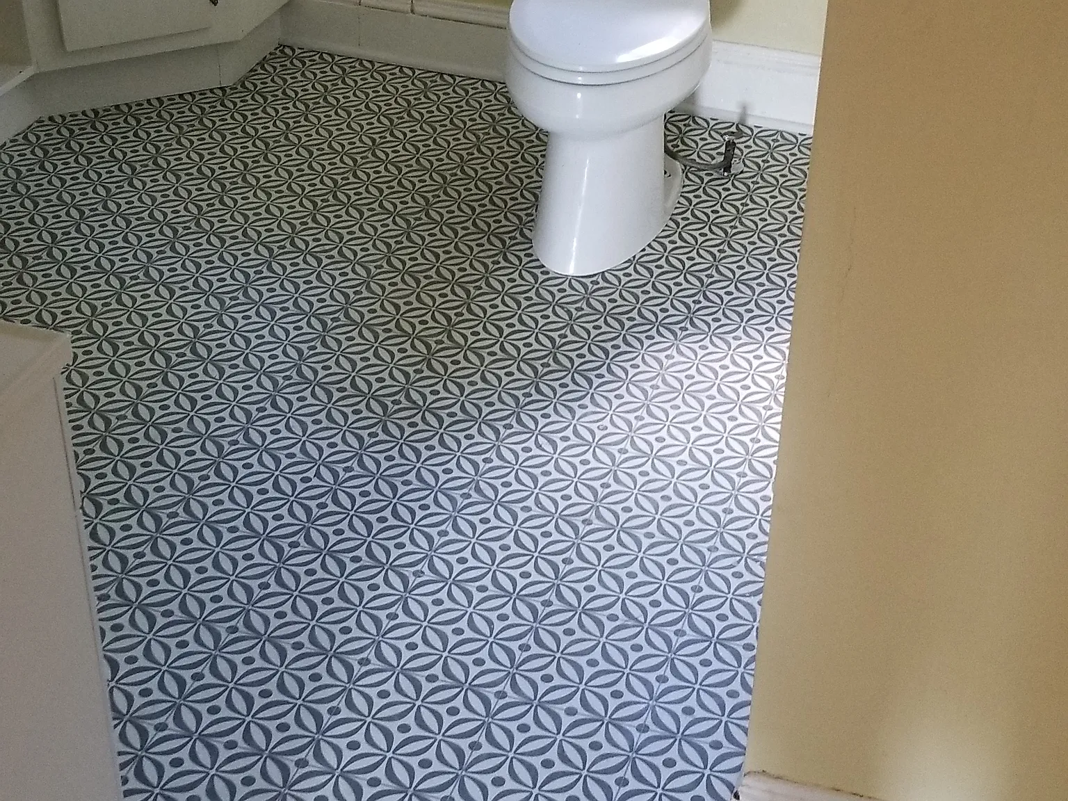 2 bed, 900 sqft, $1,400 — Photo 3