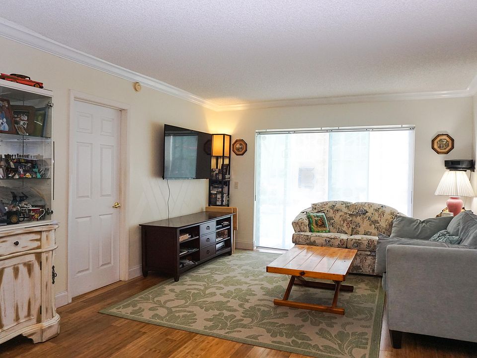 1st image of 650 Snug Harbor Dr APT G107