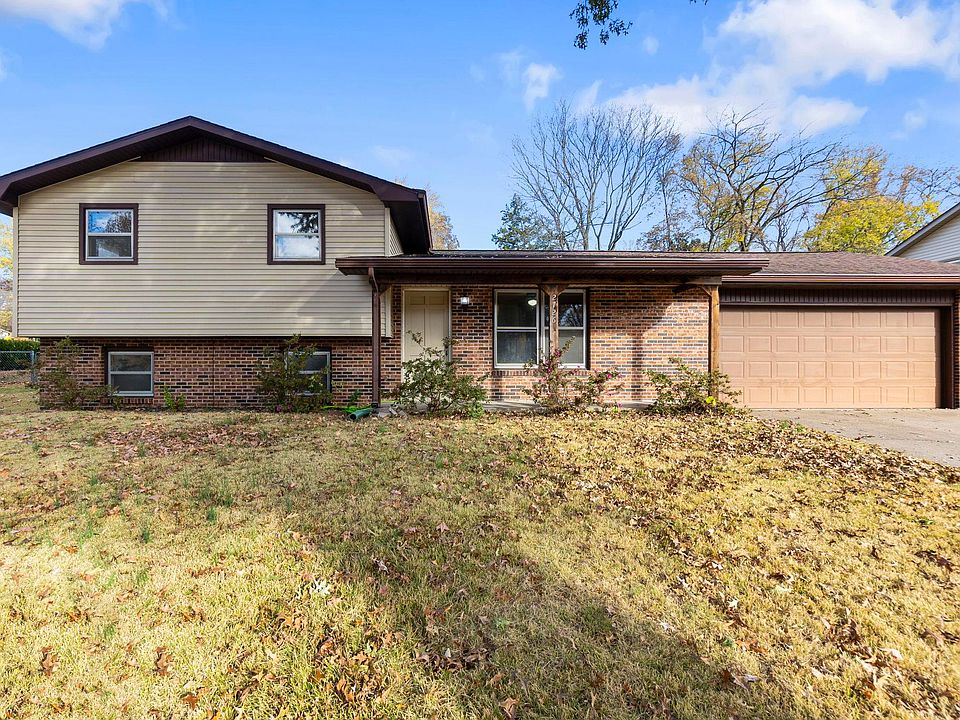 1st image of 2726 Flora Hills Dr